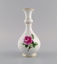 Meissen Pink Rose vase i håndmalet porcelæn med guldkanter. Tidligt 1900-tallet.
