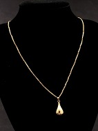 8ct. gold pendant