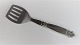 Georg Jensen. 
Silver (925). 
Acanthus. 
Sardine fork 
with steel. 
Length 15.8 cm.