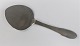 Georg Jensen. 
Silver (925). 
Beaded Cake 
server. Length 
18,3 cm.