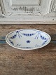 B&G Empire 
small oval dish 

Factory first
Measures 12 x 
18 cm.
Stock: 1