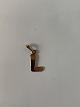Elegant L 
Pendant in 8 
carat Gold
Stamped 333
Height 20.21 
cm approx
Nice and well 
maintained ...