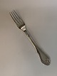 Dinner fork 
#Ambassadeur 
silver
Length 19.7 cm 
approx
Nice and well 
maintained 
condition