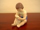 Bing & Grøndahl 
has produced 
this girl. She 
has number 2388 
and is factory 
first. Height 
9.5 cm. ...