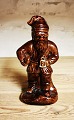 Figur af nisse 
i keramik med 
funktion som 
peberbøsse. 
Fremstår i god 
stand med lidt 
brugsspor. ...