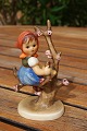 Goebel figurine 
or Hummel 
figurine from 
the period 
1960-1972.
Girl sitting 
on a branch in 
the ...