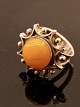 Sterling silver 
ring size 53 
with cabochon 
cut amber item 
no.508669