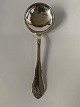 Sugar spoon 
#Ambassadeur 
silver
Length 12 cm 
approx
Nice and well 
maintained 
condition