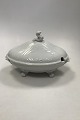 Royal 
Copenhagen 
Juliane Marie, 
hvid Oval 
Lågskål
Måler 28cm x 
19,5cm x 18 ( 
11.02 inch x 
7.68 ...
