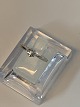 14 carat white 
gold princess 
ring with 
brilliant
Stamped JOK 
585
Size 51
Checked by ...