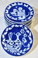Royal Copenhagen The Mother's Day plate from year 1975. 1. Quality, fine condition.