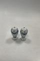 Bing and 
Grondahl Empire 
Salt and Pepper 
shakers
Measures 7.5 
cm / 3 inch.
