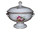 Royal Copenhagen
Large soup tureen with bouquets of flowers from 1820-1850