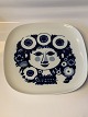 Studio-line plateBjørn Wiinblad motifMeasures 30*30 cm approxNice and well maintained ...
