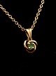 14 carat gold 
necklace 50 cm. 
with pendant 
0.9 x 0.8 cm. 
with jade 
subject no. 
514109