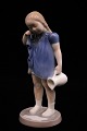 Bing & Grondahl 
porcelain 
figurine of a 
little girl 
with spilled 
milk. 
H:17.5 cm. 
Decoration ...