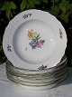 Royal 
Copenhagen 
Saxon Flower, 
hand painted. 
Royal 
Copenhagen 
Leight Saxon 
Flower. Deep 
plate ...