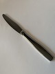 Lunch knife 
#Plata Steel
Length 20.2 cm 
approx
Nice and well 
maintained 
condition