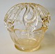 Bridal crown 
vase in clear 
glass, approx. 
1900, Denmark. 
H.: 10.5 cm. 
Dia.: 11 cm.