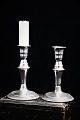 A pair of old 
candlesticks in 
silver, 
stamped. 
Height: 12cm. 
(For regular 
candle size)