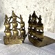 Brass bookends 
with sailing 
ships, 13.5cm 
high, 12cm deep 
*Nice 
condition*