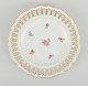 Antique Meissen 
openwork plate 
in hand-painted 
porcelain with 
flowers and 
gold 
decoration. 
Late ...