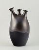 French studio ceramist. Unique vase in glazed stoneware. Late 1900.
Large modernist ceramic vase in high quality. With room for three long stems.