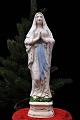 Decorative, old 
porcelain 
Madonna figure 
of the Virgin 
Mary. 
Height: 24.5 
cm.