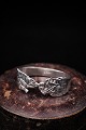 Large, old napkin ring in silver with fine decoration (The shepherdess & the chimney sweep - ...
