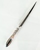Letter knife of 
sterling silver 
in cactus by 
George jensen 
no. 304
L: 20
