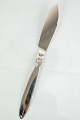 This Georg 
Jensen cactus 
fish cutlery in 
sterling silver 
is a wonderful 
addition to 
your ...