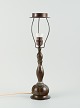 Just Andersen (1884-1943). Table lamp in patinated "disko" metal.Approx. 1930sMeasures: H ...