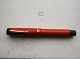 Lucky Curve 
Duofold Jr. 
fountain pen. 
Produced around 
1930. Push 
button filler.  
At the end ...