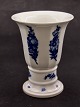 Royal 
Copenhagen Blue 
Flower vase 
10/8601 15 cm. 
1. sorting 
subject no. 
520269