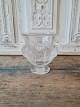 Pure Lalique 
crystal vase 
decorated with 
swallows in 
relief 
Signed: 
Lalique - 
France 
Height ...