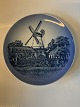 Platte From 
#RoyalCopenhagen
Dybbøl 
Mill
Measures 18.5 
cm approx in 
dia
Nice and well 
...
