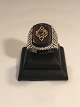King ring 
Silver ring in 
925, with 
square oval 
stone size 64 
b, 1.cm