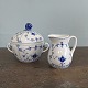 Bing & 
Grøndahl. 
Mussel painted 
Sugar bowl no 
302 (Large 
model H. 12 cm) 
& Cream jug (3 
sorting) ...