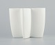 Heikki Orvola for Arabia, Finland. Large white porcelain vase in abstract 
design.