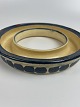 Kähler ceramic 
bowl in 
circular shape. 
Can be used to 
put cut flower 
heads in water, 
e.g. roses. ...