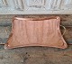 Art Deco tray 
in copper with 
handle and legs 
in brass 
Size 31 x 49 
cm.