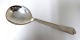 Hans Hansen. 
Silver (830). 
Arvesölv no.4. 
Marmalade 
spoon. Length 
15,3 cm.