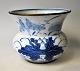 Blue/white 
vase, 19th 
century, China. 
Hand painted 
decorations 
with plants. 
Edge and foot 
edge ...
