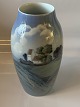 Bing and 
Grondahl Vase
Deck No. 
#547-5243
Height approx. 
25 cm.
Employee 
sorting
Nice and ...