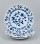 Meissen, Blue 
Onion pattern, 
a set of three 
hand painted 
dinner plates.
Early 20th ...