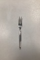 KJA Silver 
Plate Capri 
Meat Fork 
Measures 20.4 
cm / 8.03 in.