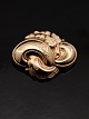 8 carat gold 
brooch 3.5 x 
2.7 cm. from 
jewels B Hertz 
Copenhagen item 
no. 531850