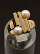 14 carat gold 
ring size 57 
with 2 genuine 
pearls from 
goldsmith Ibsen 
& Weekend 
Copenhagen item 
...