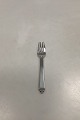 Georg Jensen 
Pyramid EPNS 
Silverplated 
Pastry Fork
Measures 14cm 
/ 5.51 inch