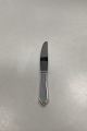 Georg Jensen 
Pyramid EPNS 
Silverplated 
Lunch Knife
Measures 
19,5cm / 7.68 
inch